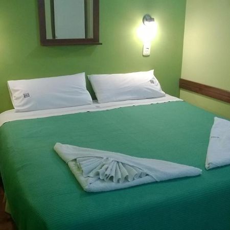 Hotel San Martin Reconquista Bagian luar foto